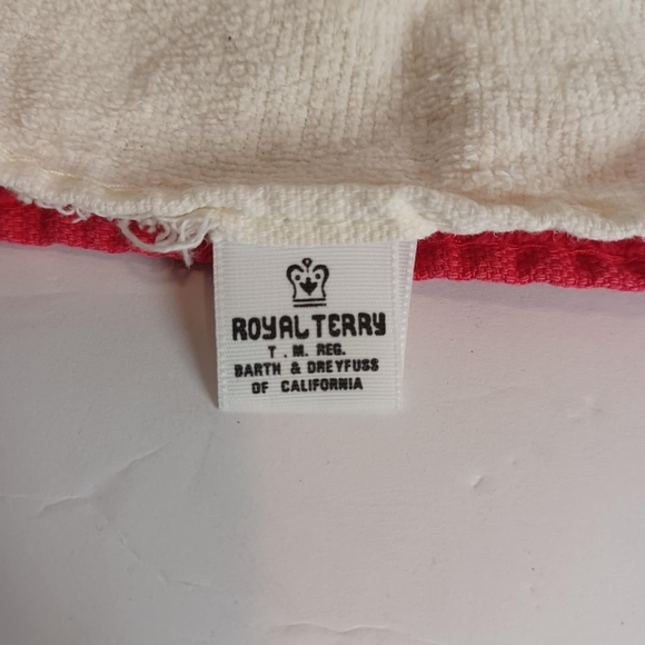 2 Vtg Christmas Royal Terry Kitchen Towels USA Christmas Goose and Tree Wht/Red - Picture 5 of 5